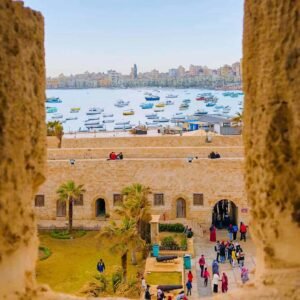 Vista impresionante de Alejandría desde la Ciudadela de Qaitbay.