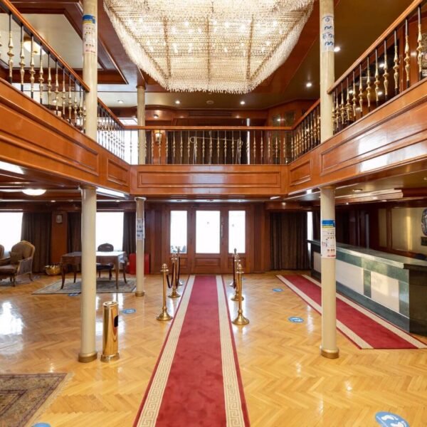 Artefactos de la tumba de Tutankamón en un crucero por el Nilo.